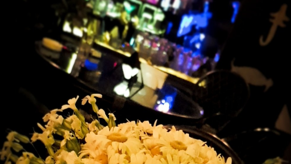 Luxor Lounge & რესტორანი