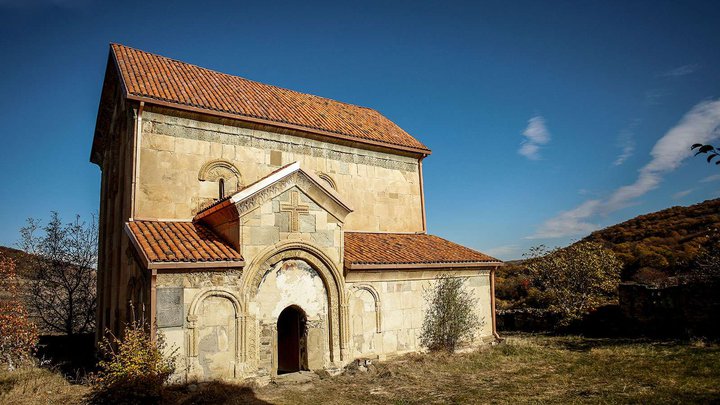 Magalaant church complex