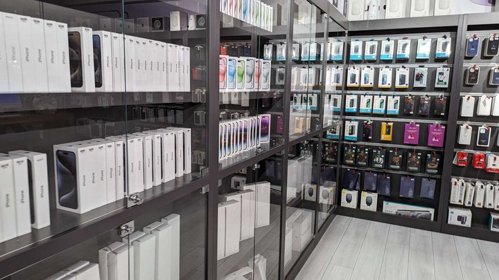 iPlus | Apple Authorized Reseller (Black Sea Mall)