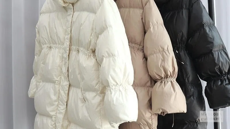 Выбор верхней одежды в магазине Шопинг Хуб