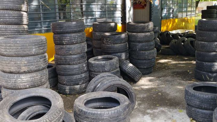 Tire store