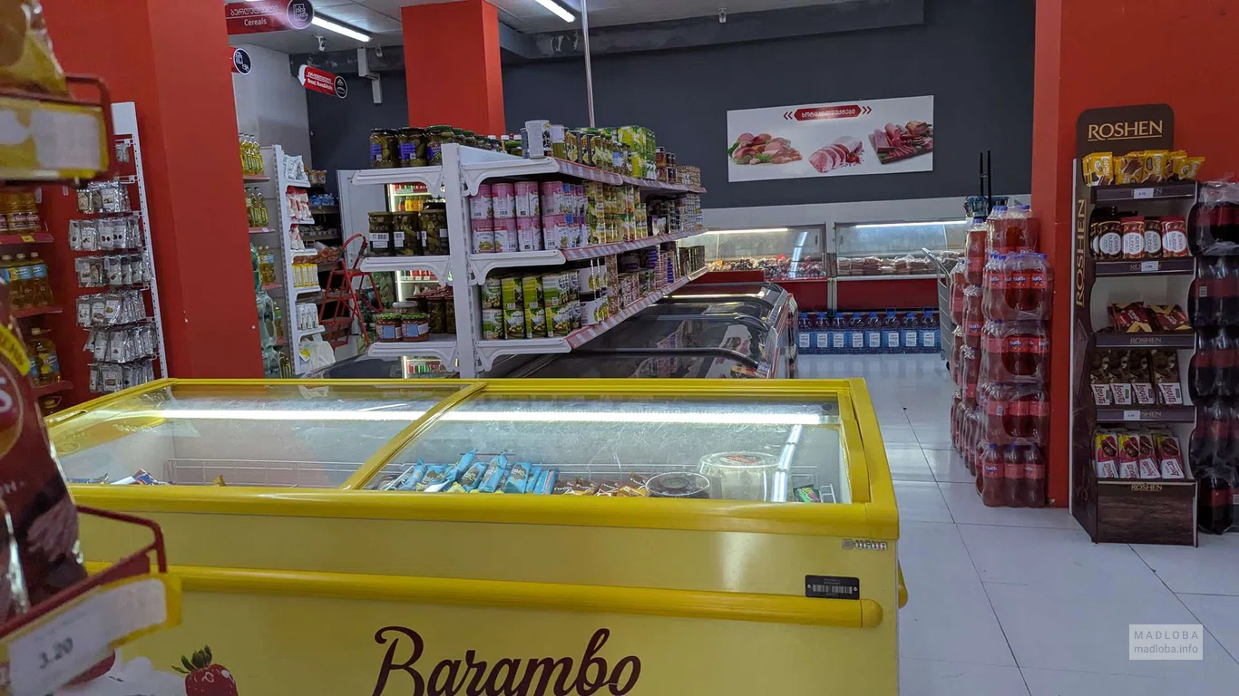 Холодильник с мороженым в Magniti