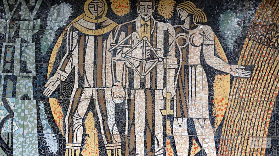 Мозайка «Машиностроение, приборостроение, транспорт» - автор Леонардо Шенгелая