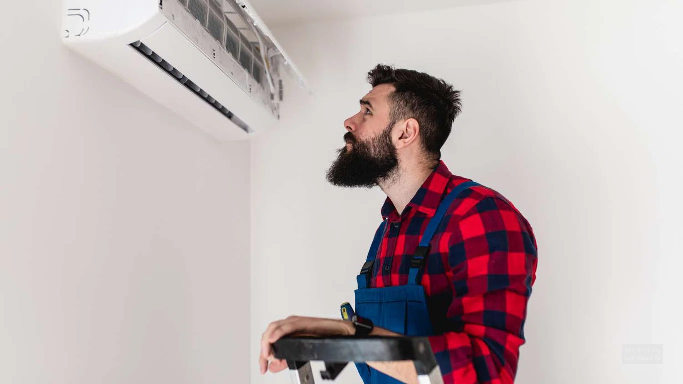 Мастер по кондиционерам Тамаз Химшиашвили