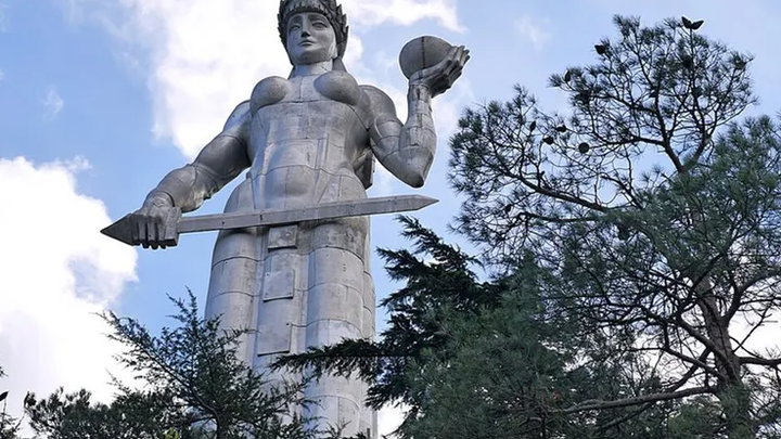 Картлис Деда (Монумент Мать - Грузия)