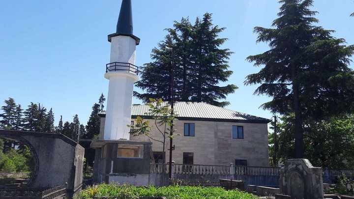 Мечеть Адлия