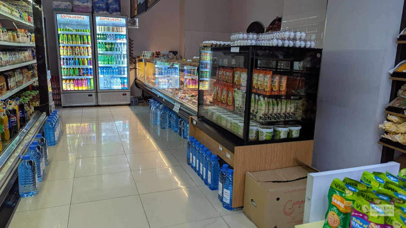 Товары в магазине Mega Star в Батуми