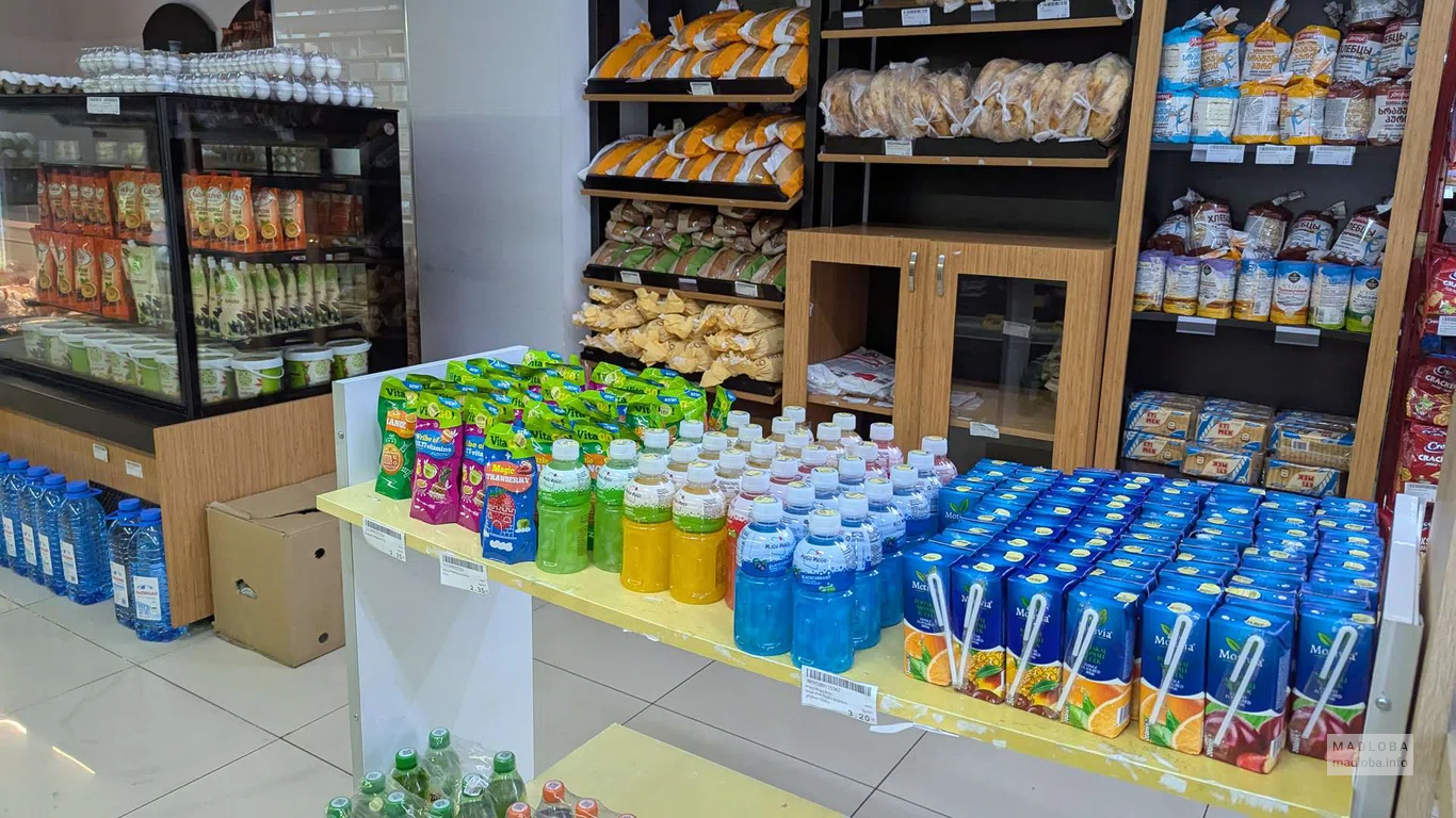 Соки в магазине Mega Star в Батуми