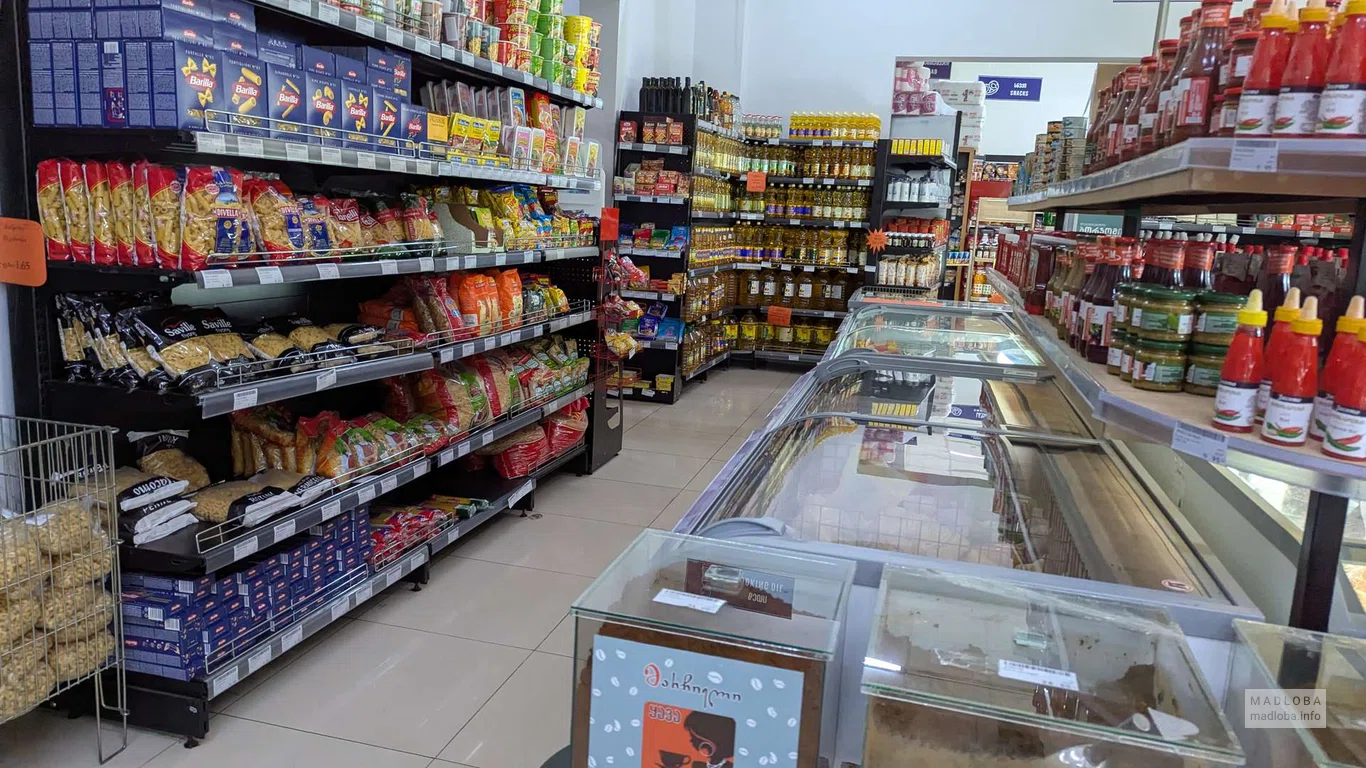 Товары в магазине Mega Star в Батуми