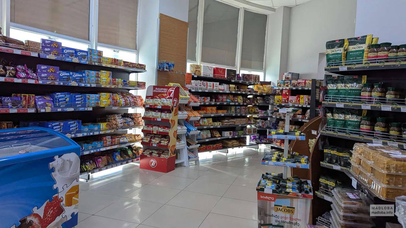 Ассортимент товаров в магазине Mega Star