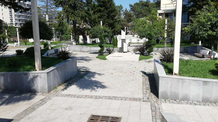 Memorial to those killed and missing during the August 2008 war