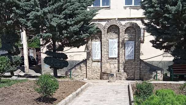 Memorial to those who died for the territorial integrity of Georgia