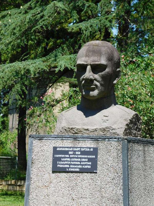 Мемориальный музей Гурианты - 04.jpg