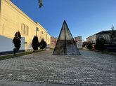 Мемориальный парк рядом с Фольклорным центром