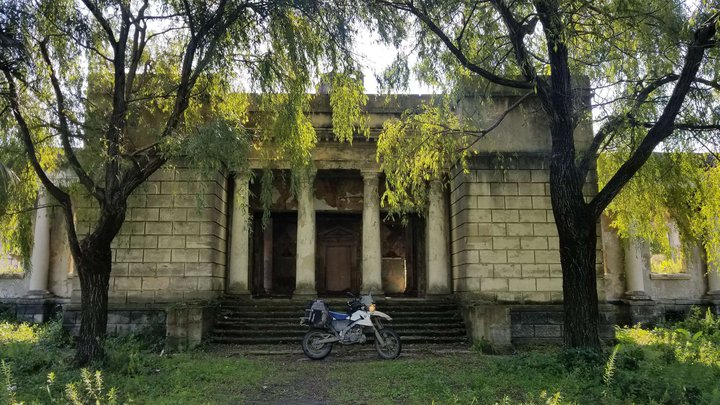 Balneological resort Mendzhi (abandoned)