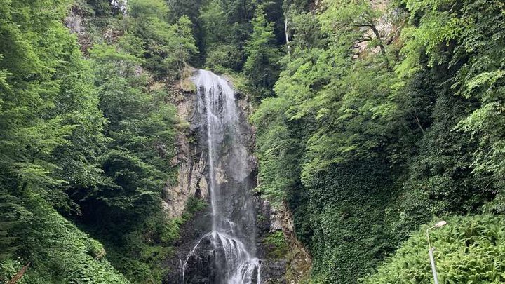 Mirvet Waterfall