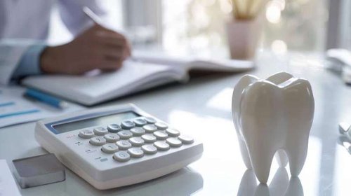a tooth model on the dentist's table
