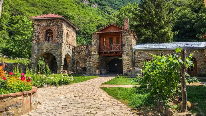 Kvatakhevi Monastery