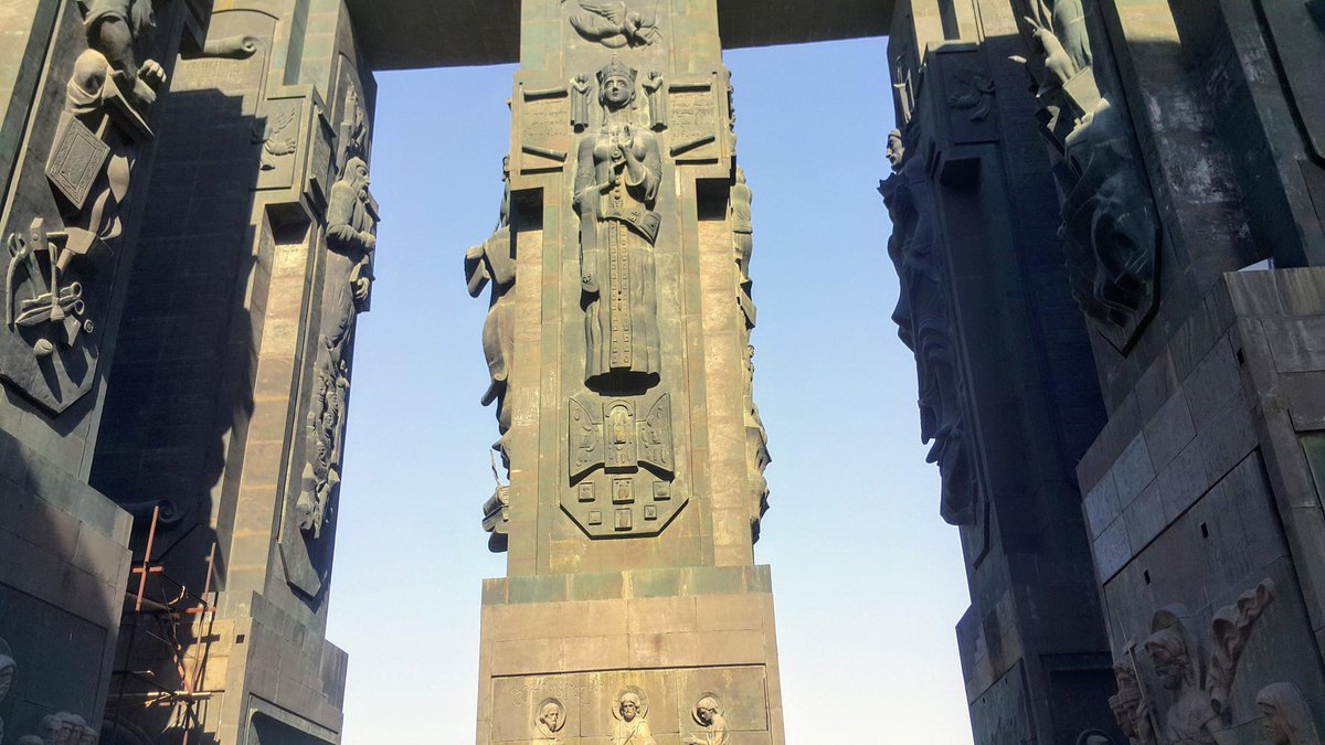 Монумент История Грузии в Тбилиси 2