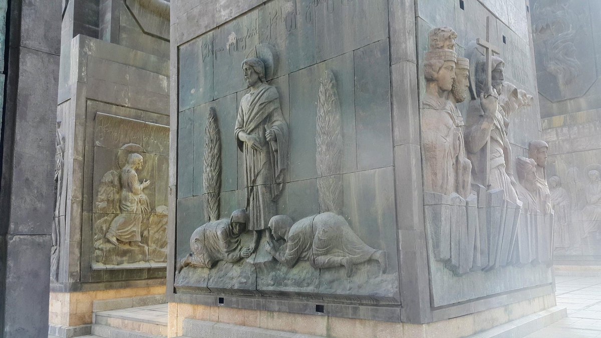 Монумент История Грузии в Тбилиси 4