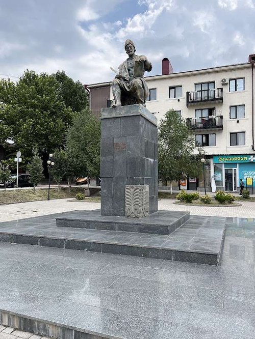 Monument to Shota Rustaveli in Akhaltsikhe