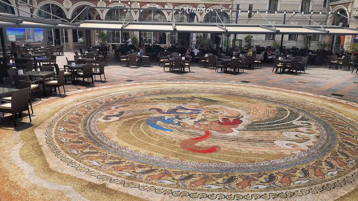 Мозаика на Площади Пьяцца