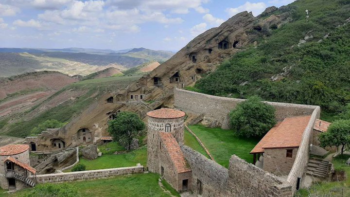 🔥 დავით გარეჯის მუზეუმ-ნაკრძალი უდაბნოში - ჩაეფლეთ ანტიკურობის საიდუმლოებებში და გააოცეთ თქვენი მეგობრები!