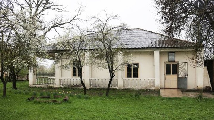 🏰 ხალხთა მეგობრობის მუზეუმი ხორნაბუჯში: რუსი დეკაბრისტებისა და ქართველი ინტელიგენციის ისტორიული შეხვედრის ცენტრი