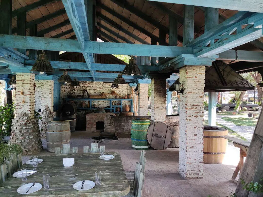 Музей грузинского вина Шуми в Цинандали - 03.jpg