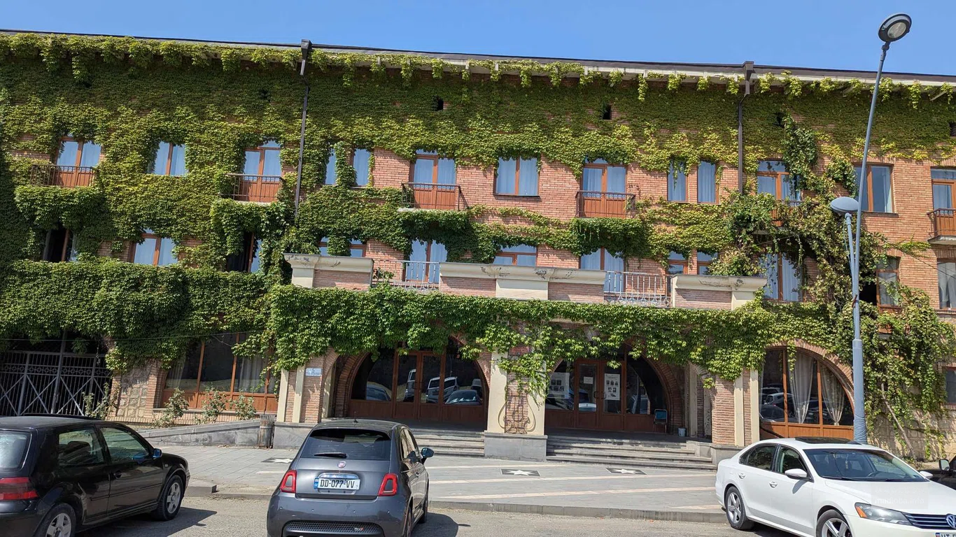 Государственная музыкальная школа имени Нико Сулханишвили в Телави.