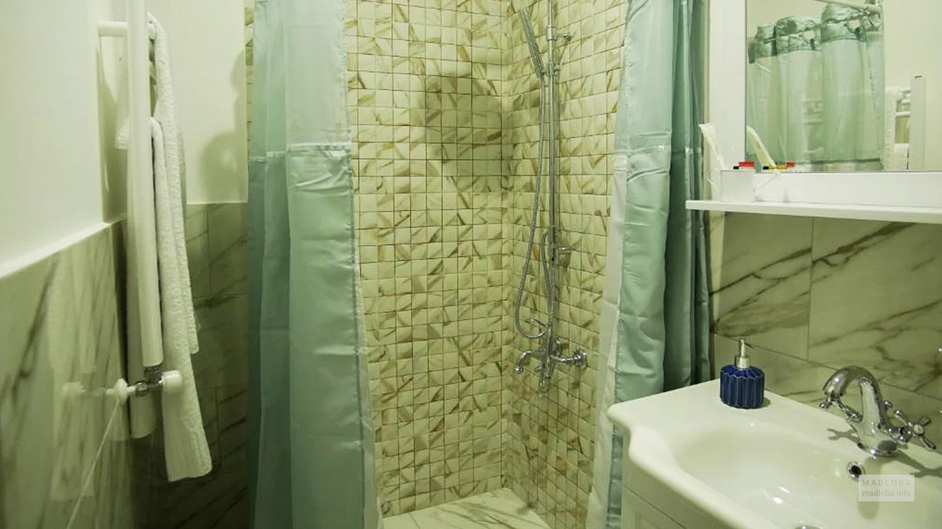Ванная комната в номере отеля Мой Сад