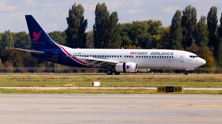 Столичный аэродром будет принимать восемь дополнительных рейсов из Армении каждый месяц.