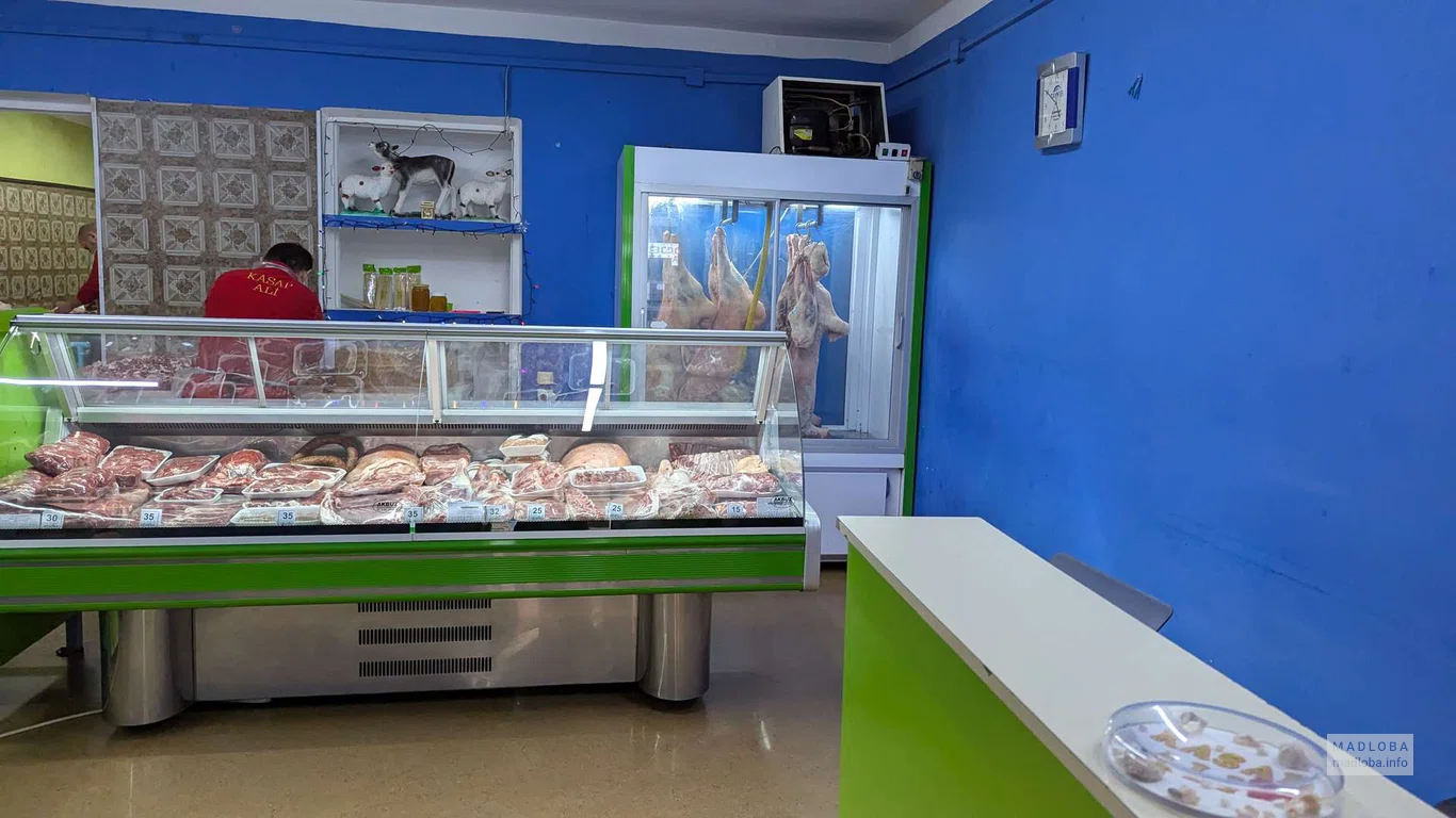 внутри магазина Мясник Али