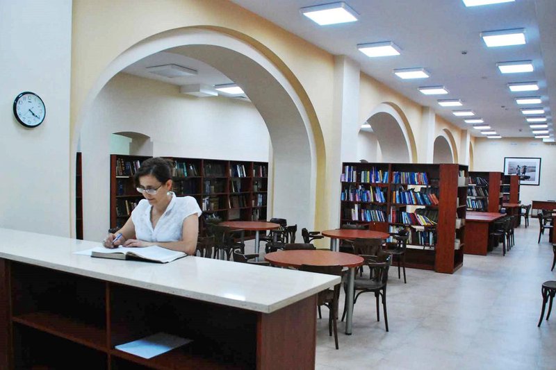 Национальная парламентская библиотека Грузии в Тбилиси