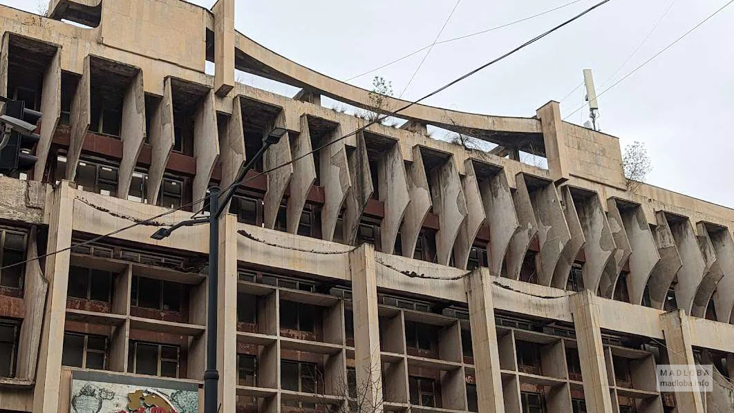 Национальная научная библиотека в Тбилиси