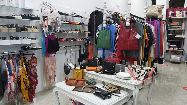 Магазин одежды НС Бутик / Clothing store Nc Boutique