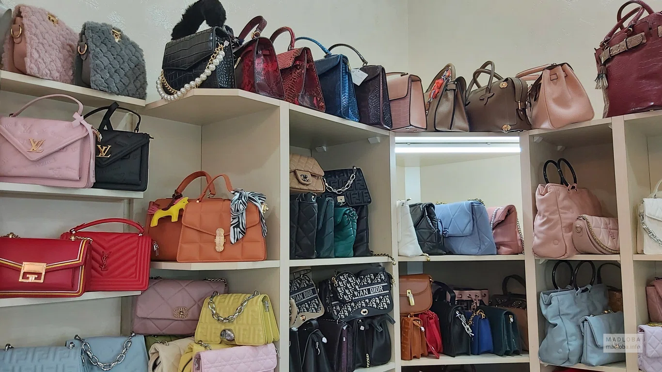 Кожаные сумки в магазине New Moda