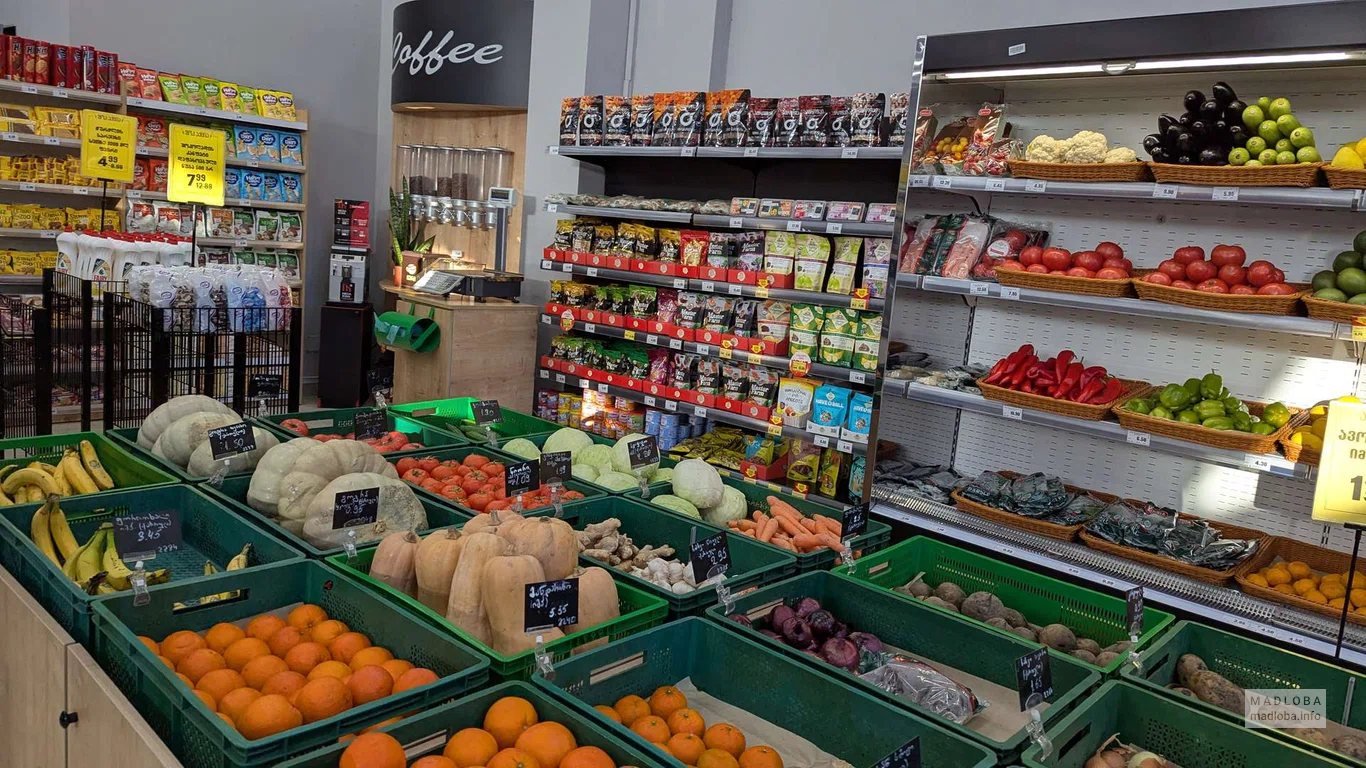 овощи и фрукты в супермаркете Nikora