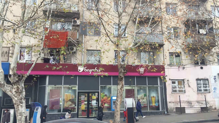 სუპერმარკეტი ნიკორა (გურამიშვილის გამზ. 33ა)