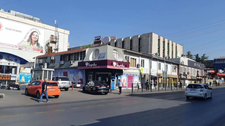 Nikora Supermarket (ул. О. Хизанишвили, 15)