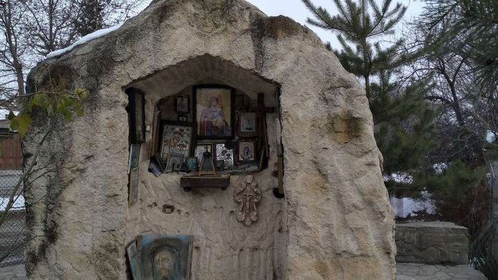 Niche of the icon of the All-Holy Mother of God of Iveron