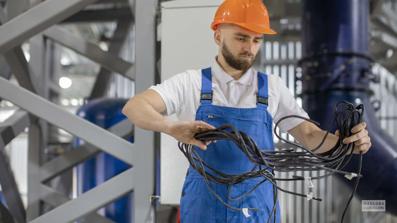 Nota Tech LLC — электрик и техподдержка в Тбилиси