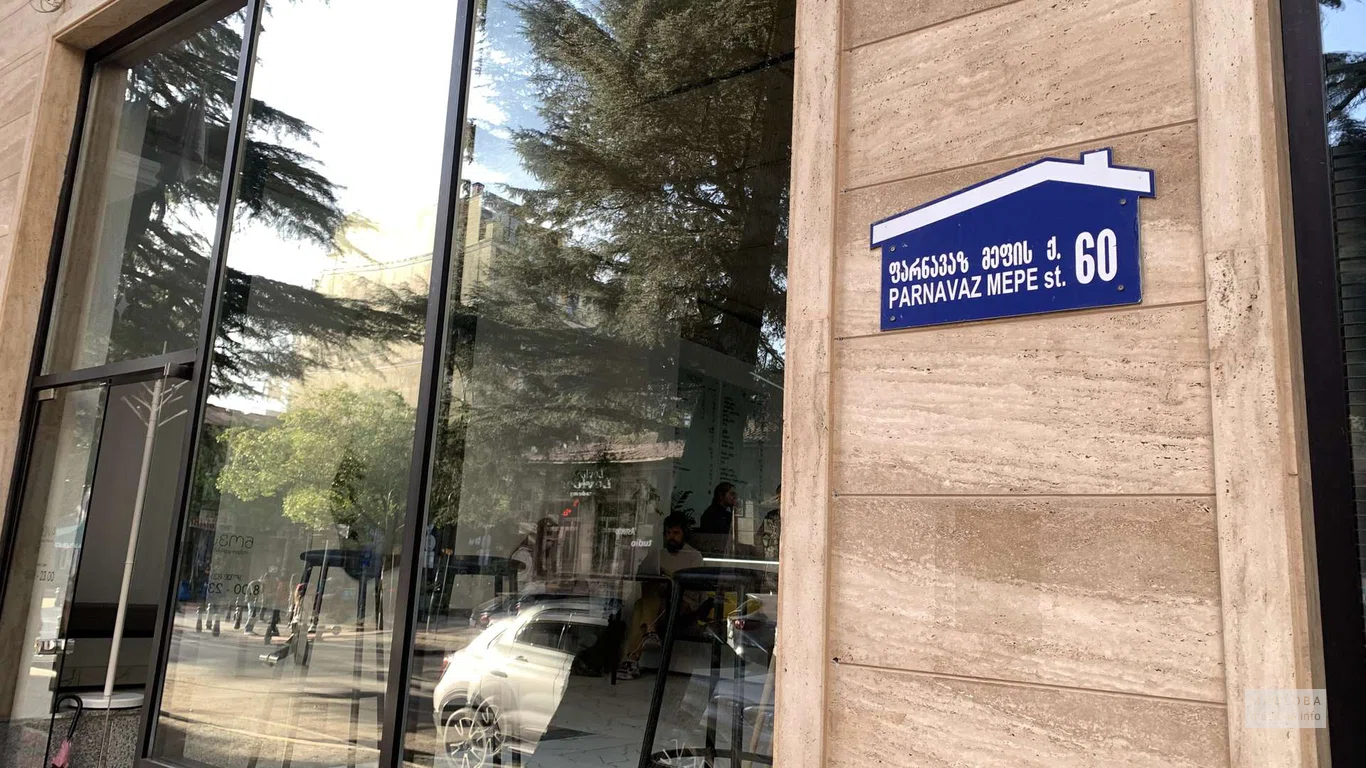 Nova — современная кофейня в Батуми