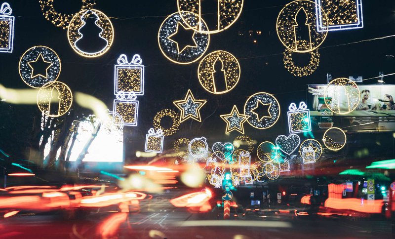 Новогодние украшения на улицах и площадях Тбилиси  2024 - 4.jpeg