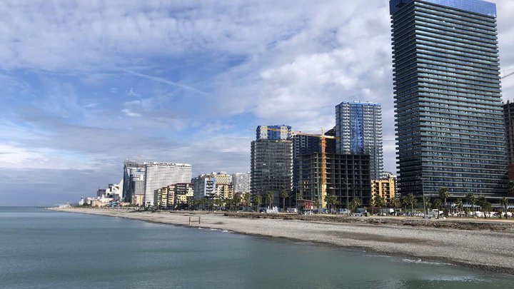 Bulk Beach (from the Water Park to the destroyed pier)