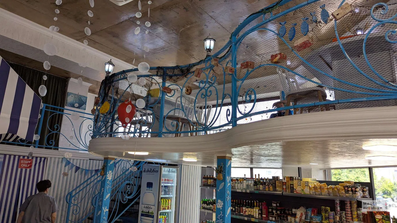 Кафе и магазин свежей рыбы Ocean Market & Cafe «Ukha»