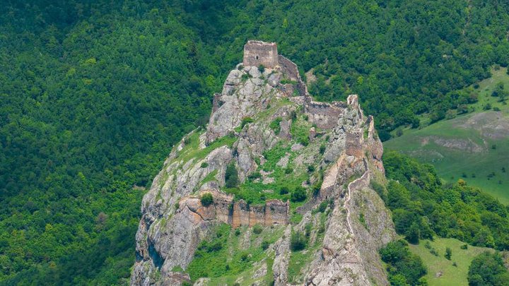 Крепость Окросцихе (Золотая крепость)