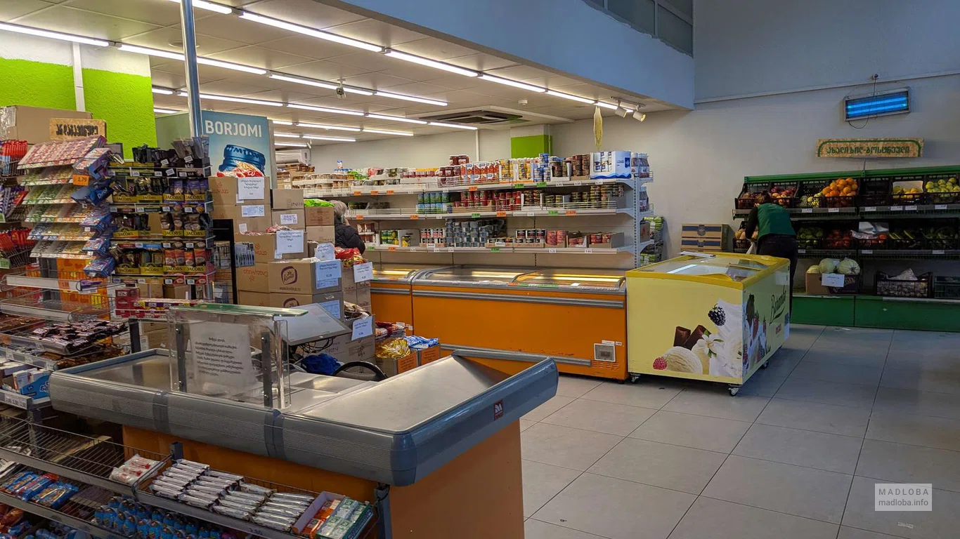 Ori Nabiji на улице Чавчавадзе 32 Батуми