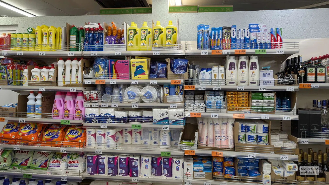 Товары в магазине "Ori Nabiji" на улице Чавчавадзе 32