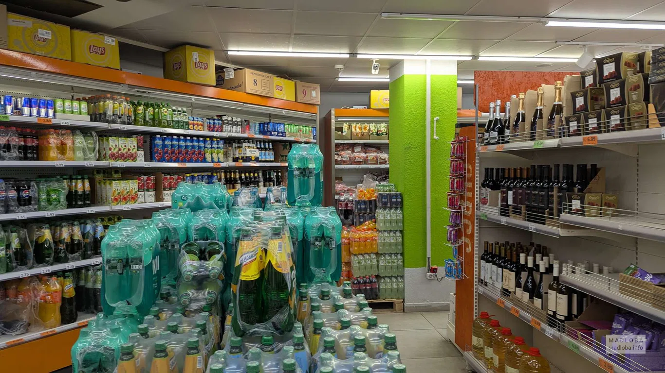 Магазин продуктов "Ori Nabiji" на улице Чавчавадзе 32